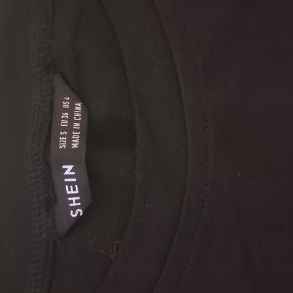 BUNDLE 4 NWTs/ NWOTs Women's crop tops and regular tops for summer, ALL Size S - Picture 9 of 13